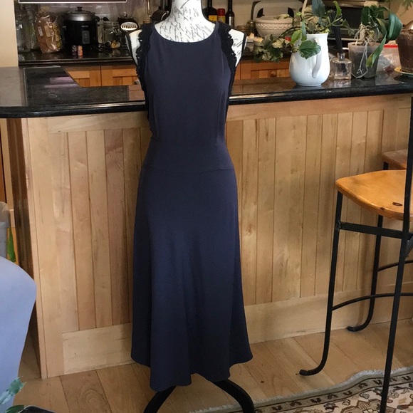 Aritzia, Wilfred, Sleeveless Beautiful Blue Dress - Picture 2 of 11